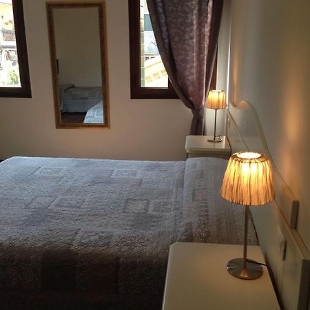 Guest House Loredana เวนิส ภายนอก รูปภาพ